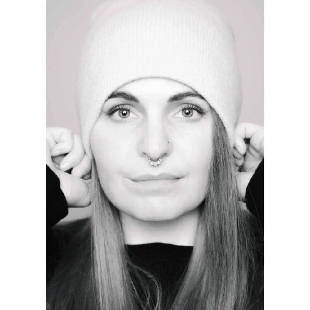 Meet your Posher, Courtney